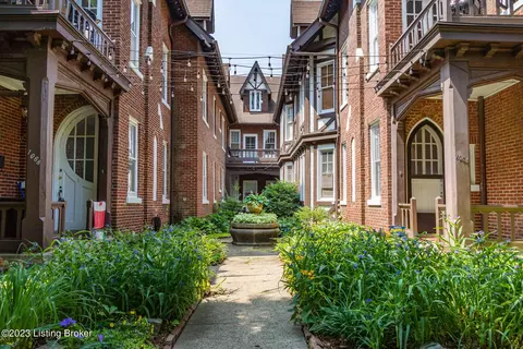 1064 Everett Ave #2, Louisville, KY 40204