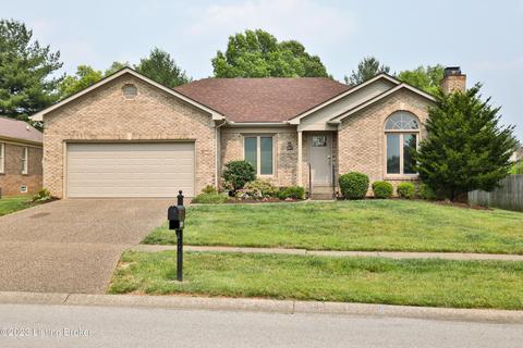 3911 Hurstbourne Woods Dr, Louisville, KY 40299
