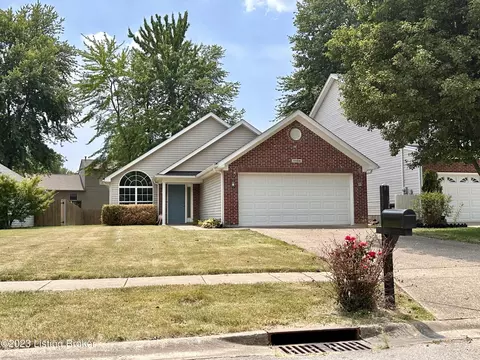 11104 Meadow Chase Ct, Louisville, KY 40229