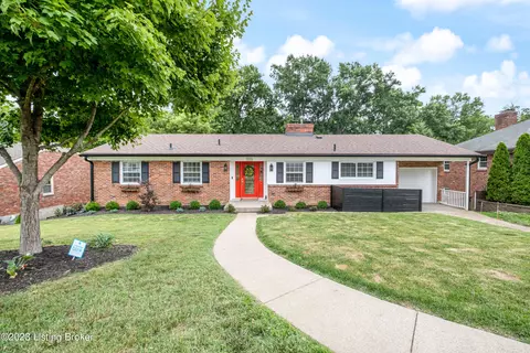 1123 Ridge Line Dr, Louisville, KY 40207