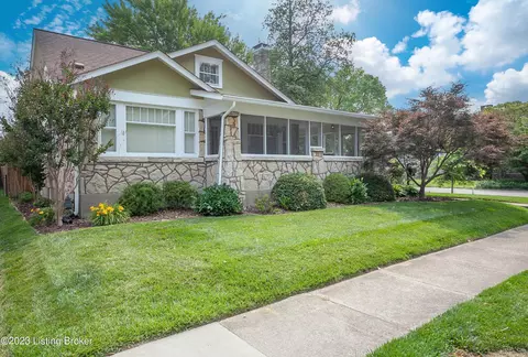 153 Wiltshire Ave, Louisville, KY 40207