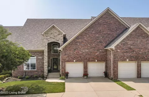 3334 Ridge Brook Cir, Louisville, KY 40245