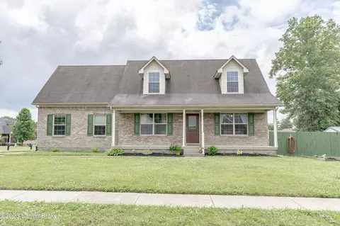 114 Shady Glen Cir, Shepherdsville, KY 40165
