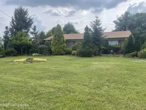 331 Kings Hwy, Waddy, KY 40076