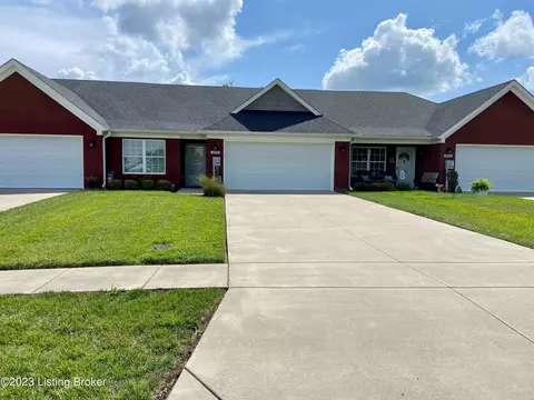439 Woodlake Dr, Mount Washington, KY 40047