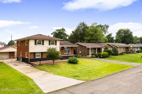110 Lenoak Dr, Louisville, KY 40214