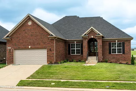 1423 Swan Creek Pl, Louisville, KY 40299