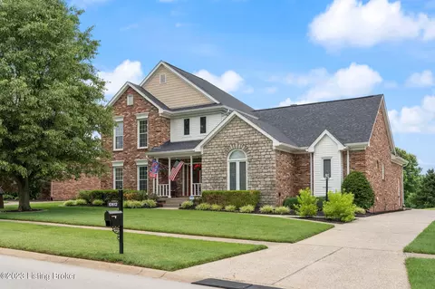 10612 Black Iron Rd, Louisville, KY 40291