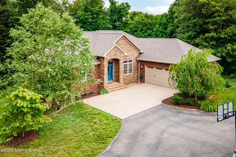 4201 Emma Lou Dr, Floyds Knobs, IN 47119 photo 2