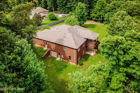 4201 Emma Lou Dr, Floyds Knobs, IN 47119 photo 6