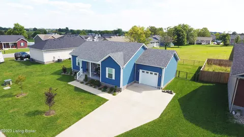 102 Redwood Dr, Bardstown, KY 40004