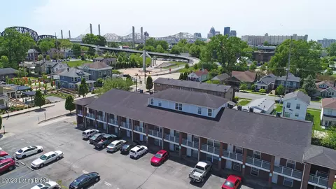 124 W Chestnut St #13, Jeffersonville, IN 47130