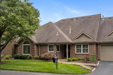 4102 Adelaide Ct, Louisville, KY 40241