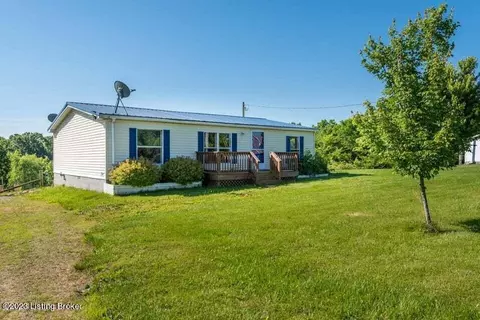 1572 Webb Ln, Bedford, KY 40006
