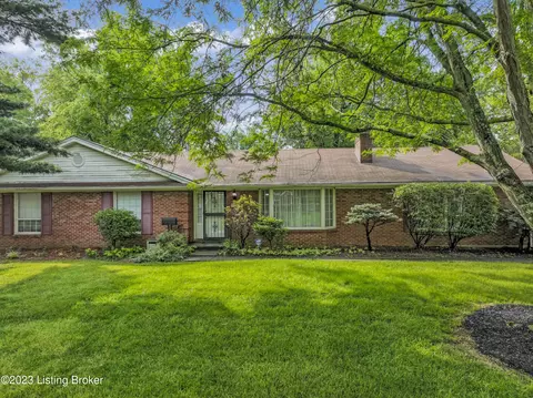 1510 Applewood Ln, Louisville, KY 40222