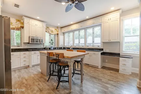 1405 Elm Rd #1, Louisville, KY 40223