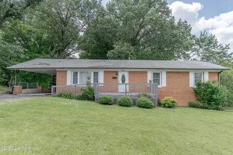 481 Brown St, Radcliff, KY 40160