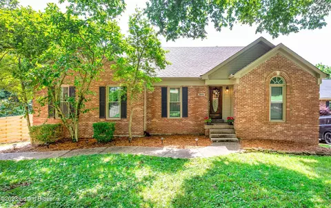 7410 Diehl Ct, Louisville, KY 40220