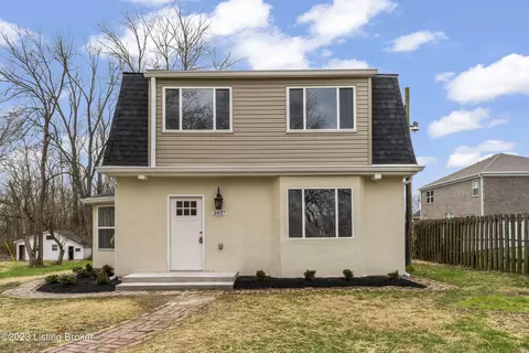 2726 Triplett Ct, Louisville, KY 40216