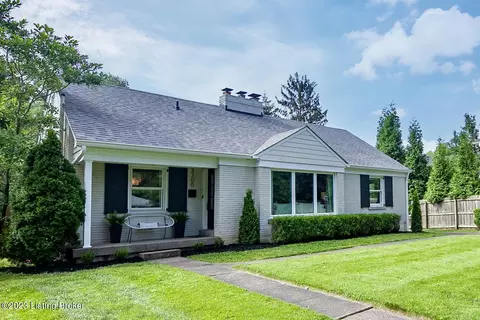 3700 Napanee Rd, Louisville, KY 40207