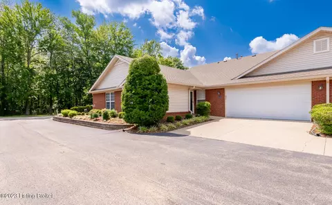 9235 Hawthorne Pointe Dr, Louisville, KY 40214