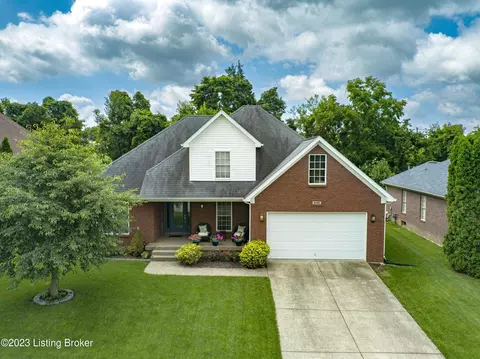 8105 Kellerman Rd, Louisville, KY 40219