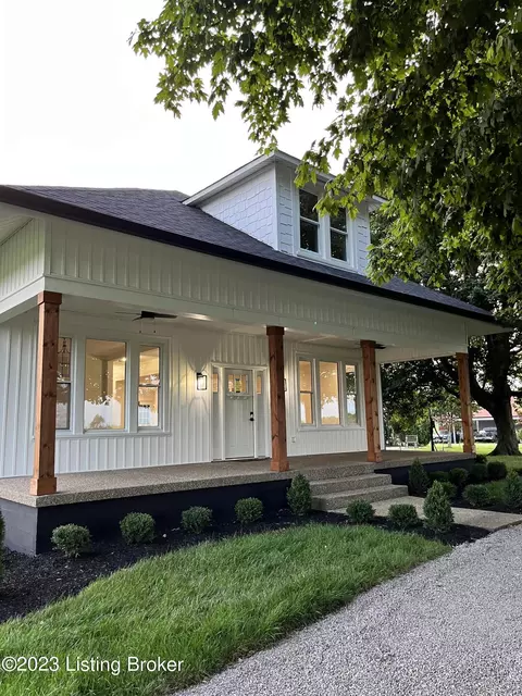 3271 Elmburg Rd, Bagdad, KY 40003