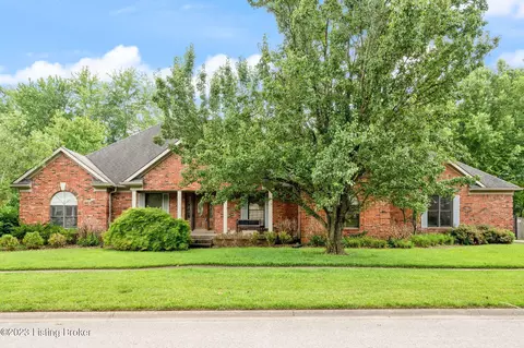 8708 Timberline Dr, Louisville, KY 40291