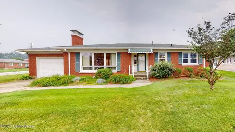2938 Glenafton Ln, Louisville, KY 40217