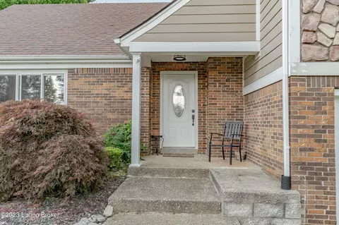 1576 Beech St, Radcliff, KY 40160