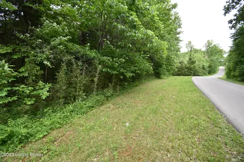 767 Simon Greenwell Ln, Boston, KY 40107