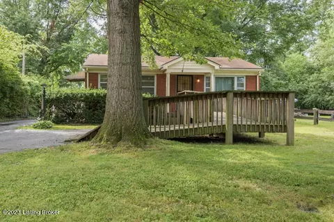 1628 Greyling Dr, Louisville, KY 40272