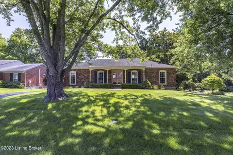 9102 Collingwood Rd, Jeffersontown, KY 40299