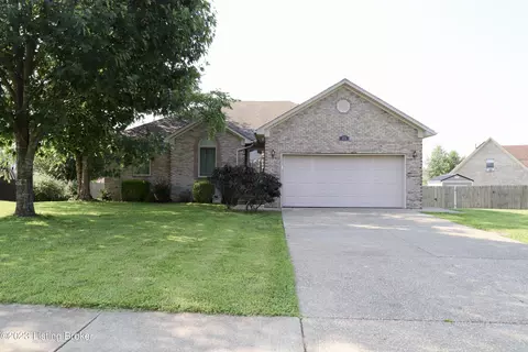 373 Autumn Glen Dr, Mount Washington, KY 40047