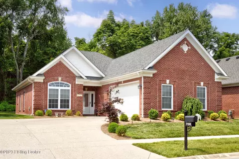 7130 Brett Frazier Dr, Louisville, KY 40291