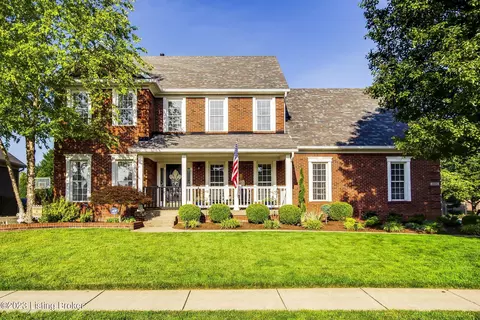 405 Gablewood Cir, Louisville, KY 40245