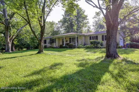 4403 Centerfield Dr, Crestwood, KY 40014