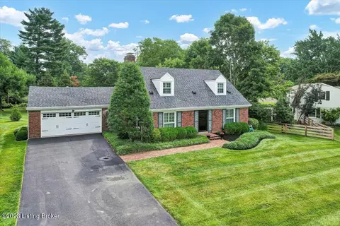 307 Old Farm Rd, Louisville, KY 40207