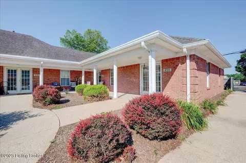 8125 Arthur Goins Blvd, Louisville, KY 40228