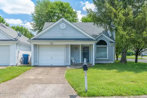 10514 Bay Pointe Ct, Louisville, KY 40241
