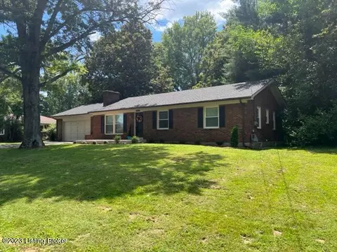 10308 S Dodge Ln, Louisville, KY 40272