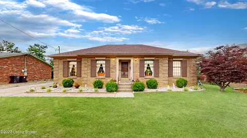 1545 Glenrock Rd, Louisville, KY 40216