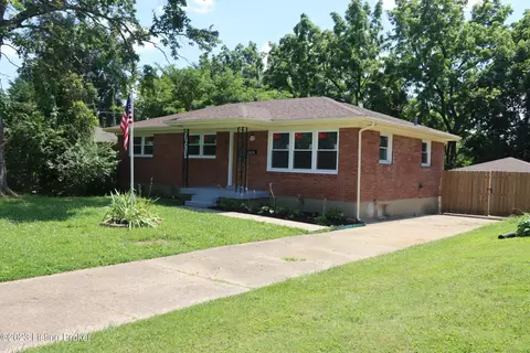 8410 Michael Ray Dr, Louisville, KY 40219