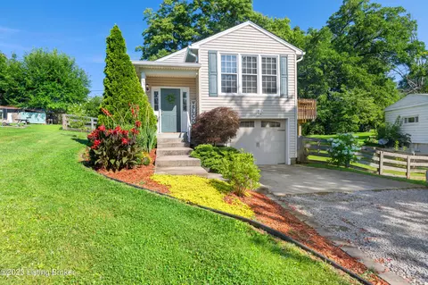 712 Bayne Ave, Shelbyville, KY 40065