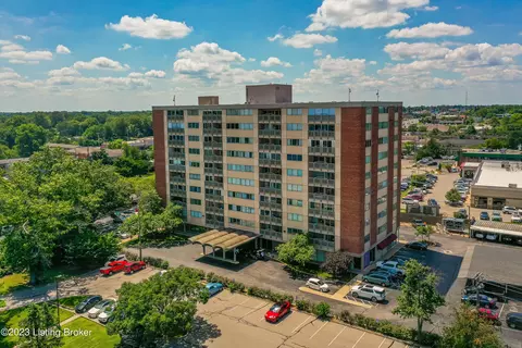 2121 Nicholasville Rd #402, Lexington, KY 40503