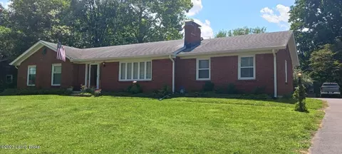 10306 S Dodge Ln, Louisville, KY 40272