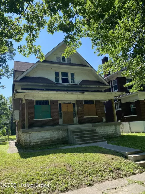 319 Shawnee Dr, Louisville, KY 40212