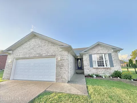 716 Helm Ln, Mount Washington, KY 40047