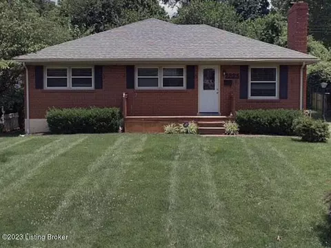 2825 Esther Blvd, Louisville, KY 40220