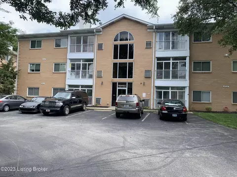 4208 Browns Ln #302, Louisville, KY 40220